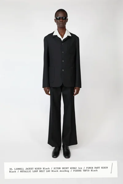 Look 30
